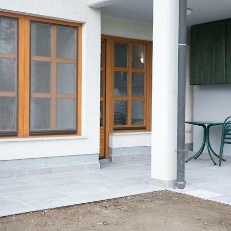 Apartma Spelca Banovci Eksteriør bilde