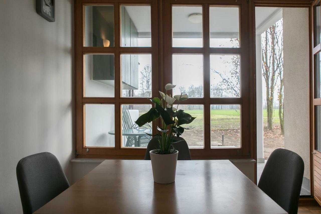 Apartma Spelca Banovci Eksteriør bilde